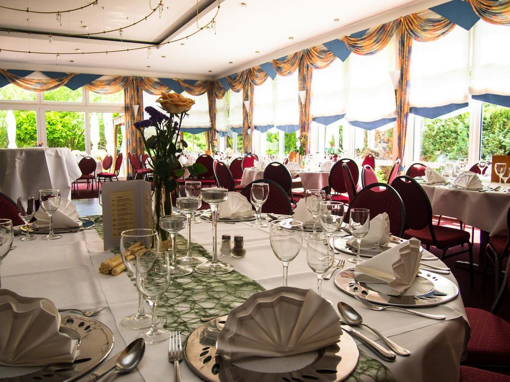 Hotel Restaurant Zum Werdersee เบรเมน ภายนอก รูปภาพ