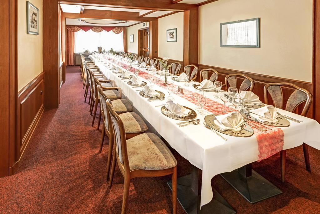 Hotel Restaurant Zum Werdersee เบรเมน ภายนอก รูปภาพ